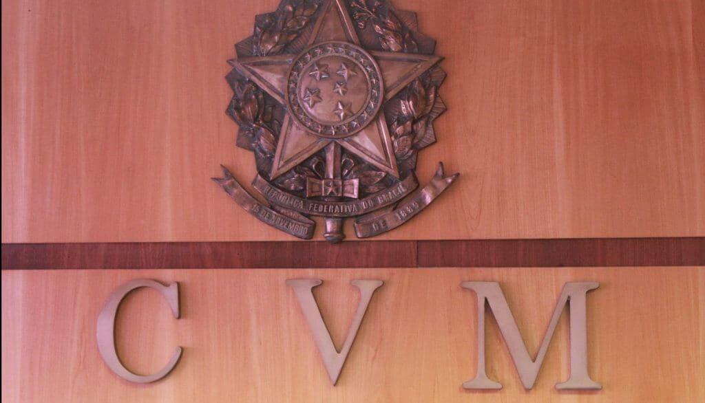 A CVM funciona como o Bacen do mercado de Valores Mobiliários